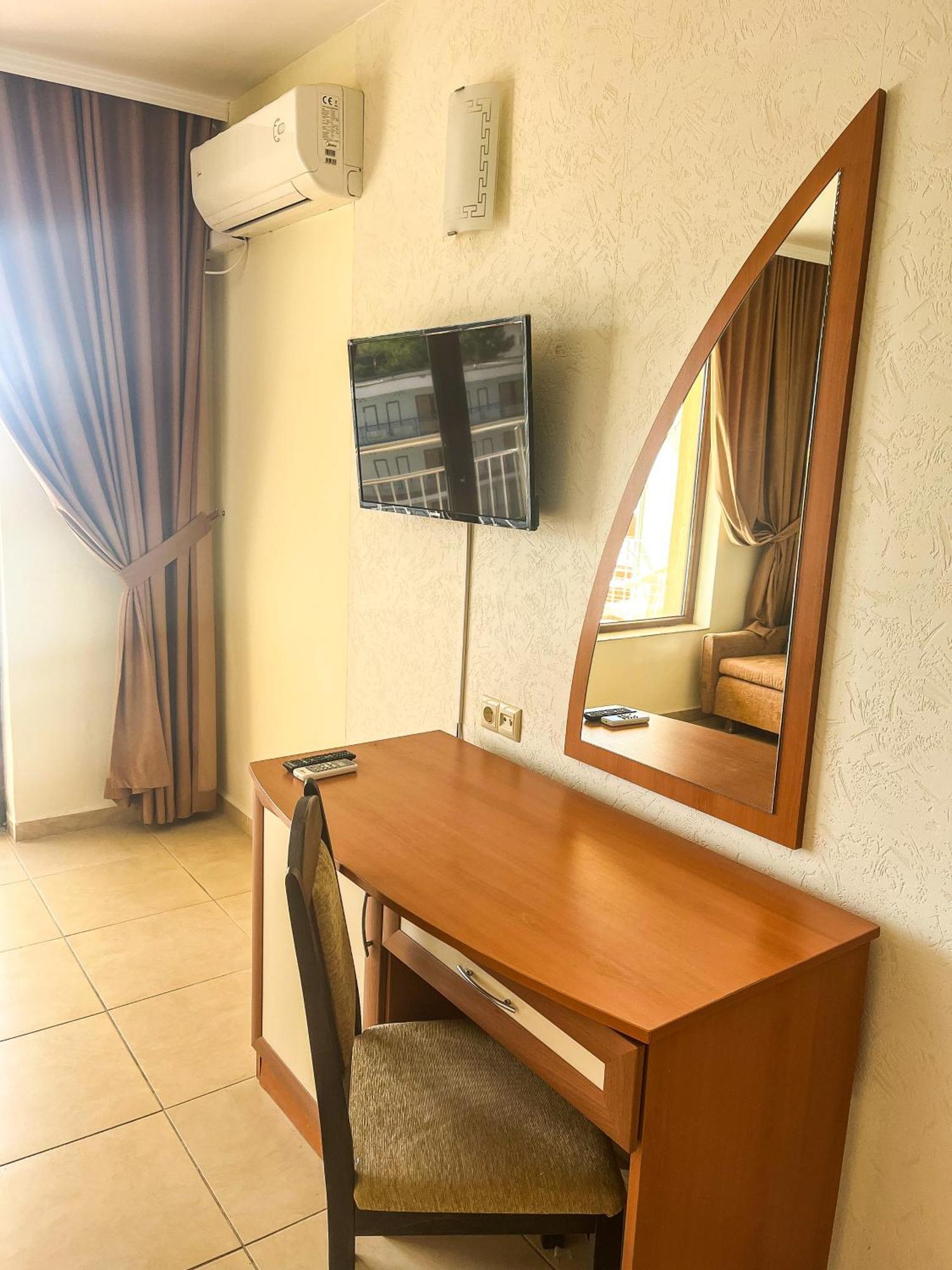 Hotel Malibu Sunny Beach Esterno foto